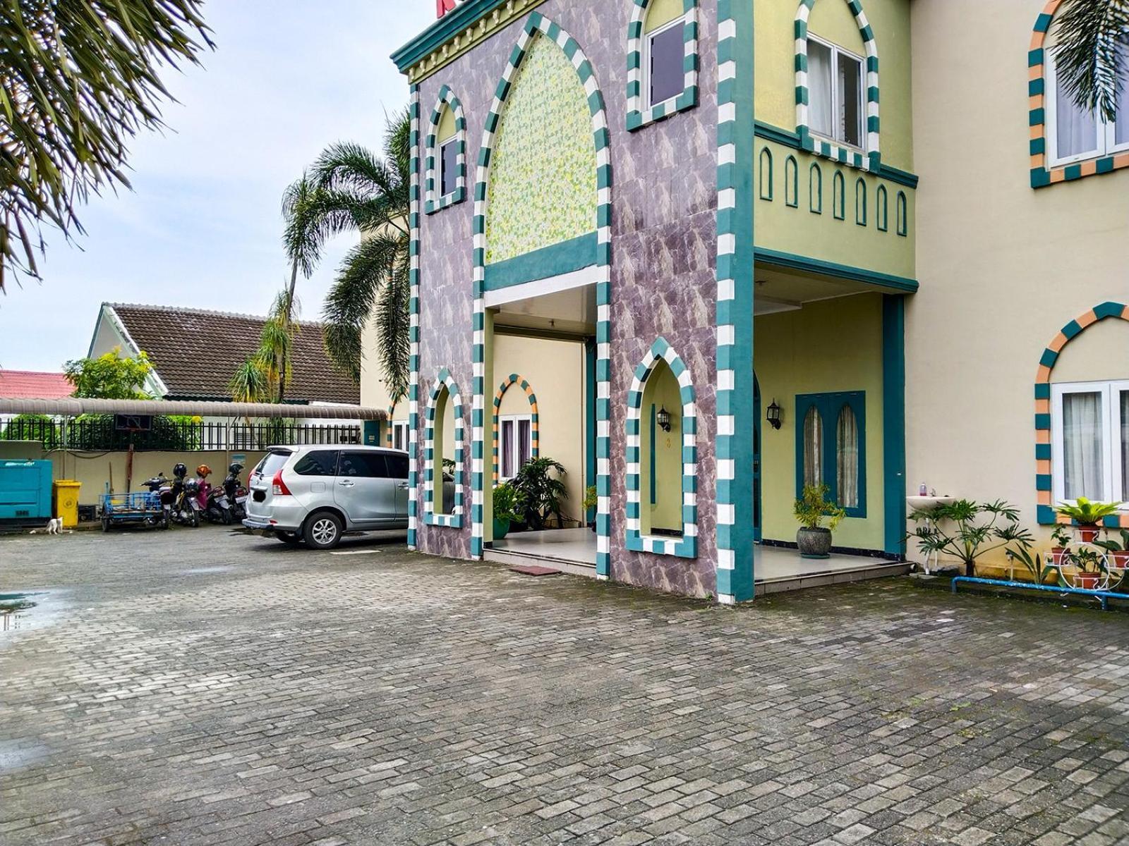 Hotel Grand Shaqilla Syariah Deli Tua Zewnętrze zdjęcie